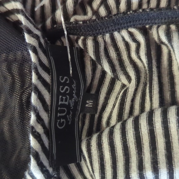 GUESS Black And White Stripe With Back Black Mesh - Picture 6 of 6